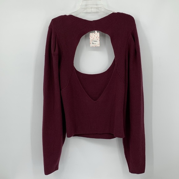 Free People Saffron open back ribbed sweater keyhole Pomegranate wine new Medium - Picture 3 of 4